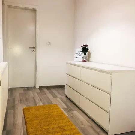 Apartment Kuca Luca *